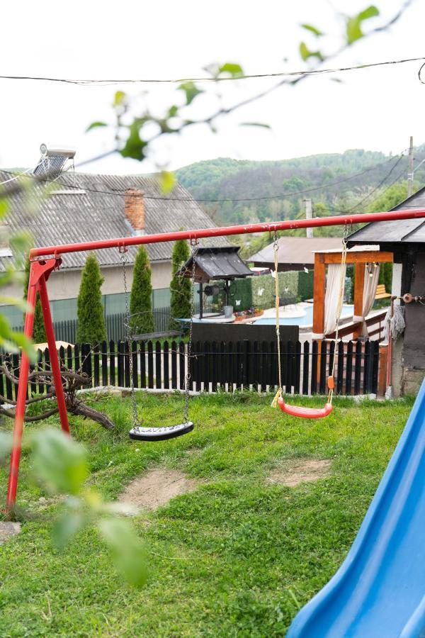 Vila Club Dioda Cicanesti Exterior photo